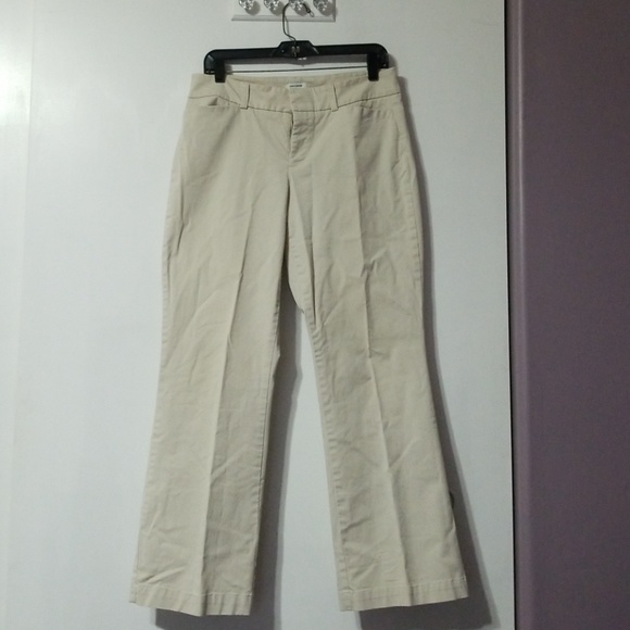 4 pair of Dockers. Sz 10 short. - Picture 5 of 8